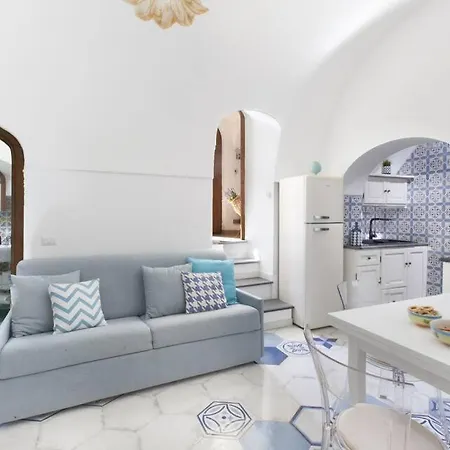 De Vivo Realty - La Rosa Dei Venti Positano