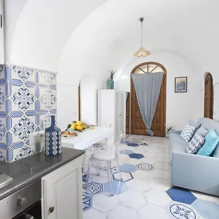 De Vivo Realty - La Rosa Dei Venti * Positano