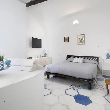 La Rosa Dei Venti - De Vivo Realty Lägenhet Positano